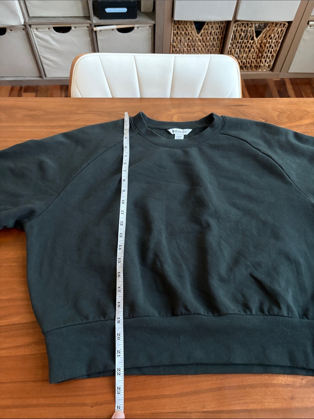 Athleta Forever Fleece Relaxed Crew Sweatshirt in Elm Green Size Large - Picture 8 of 9